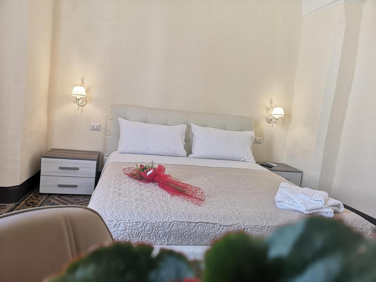 B & B San Giovanni 9 ガリポリ エクステリア 写真