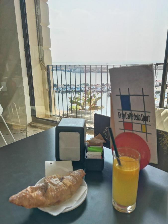 B & B San Giovanni 9 ガリポリ エクステリア 写真